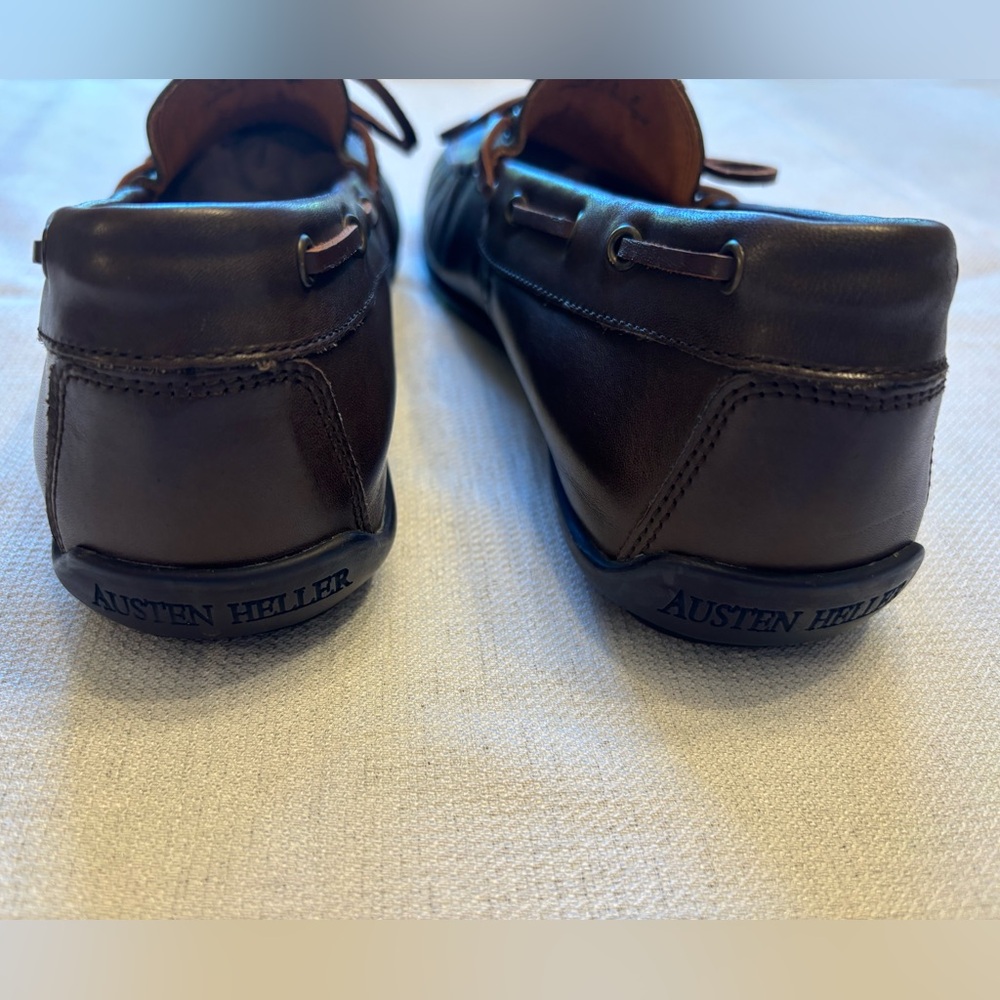 Leather loafers with ties - Picture 5 of 5
